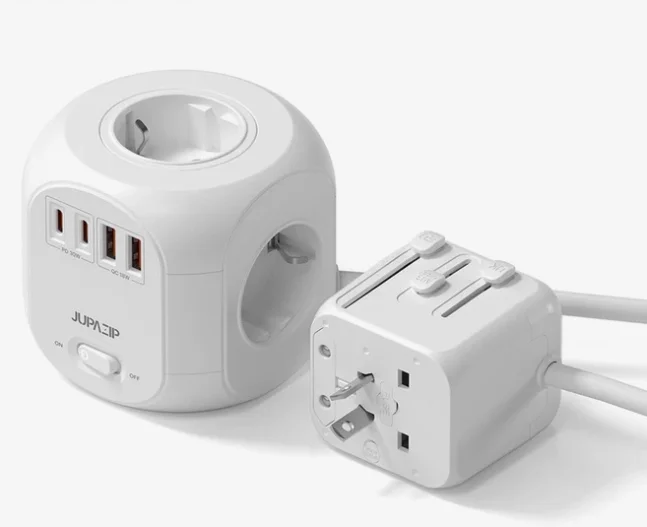 주파집 여행용 멀티탭 어댑터 AD500CP + 하드 케이스