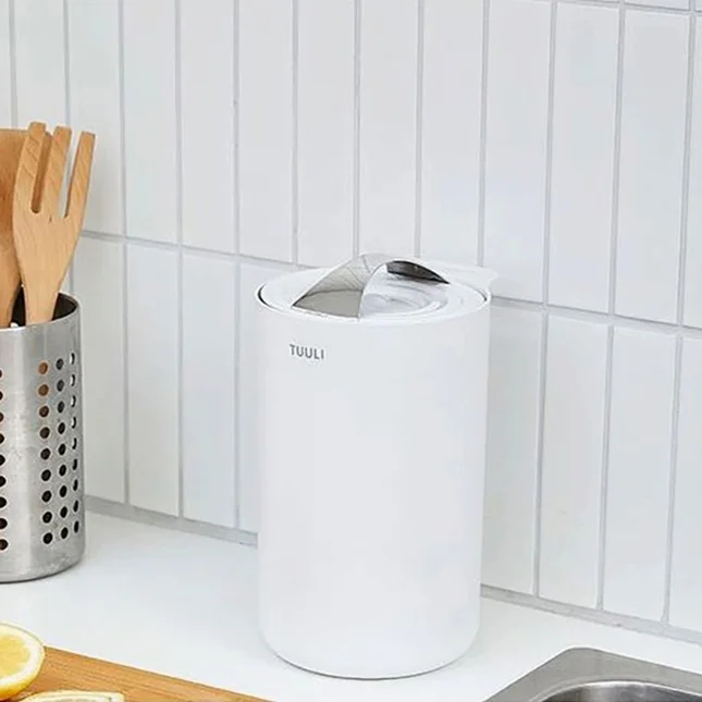 도대체 얼마길래? 주방 냄새 싹 잡아주는 음식물 쓰레기통 3종 비교