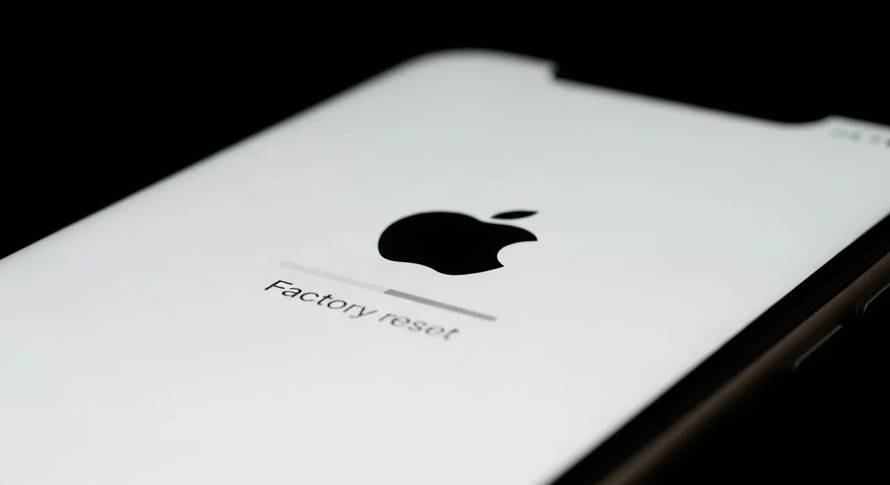 최후의 수단: 공장 초기화 및 서비스 센터 방문